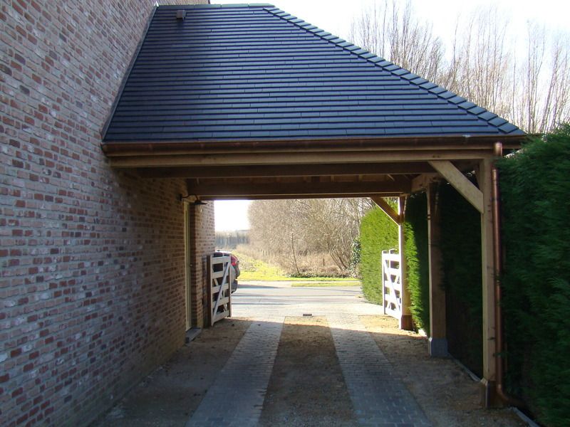  Carport met afgeknot dak 