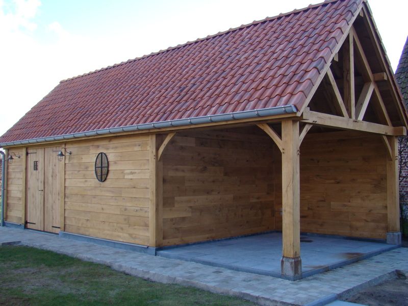 Houten bijgebouw met overdekt terras Nazareth